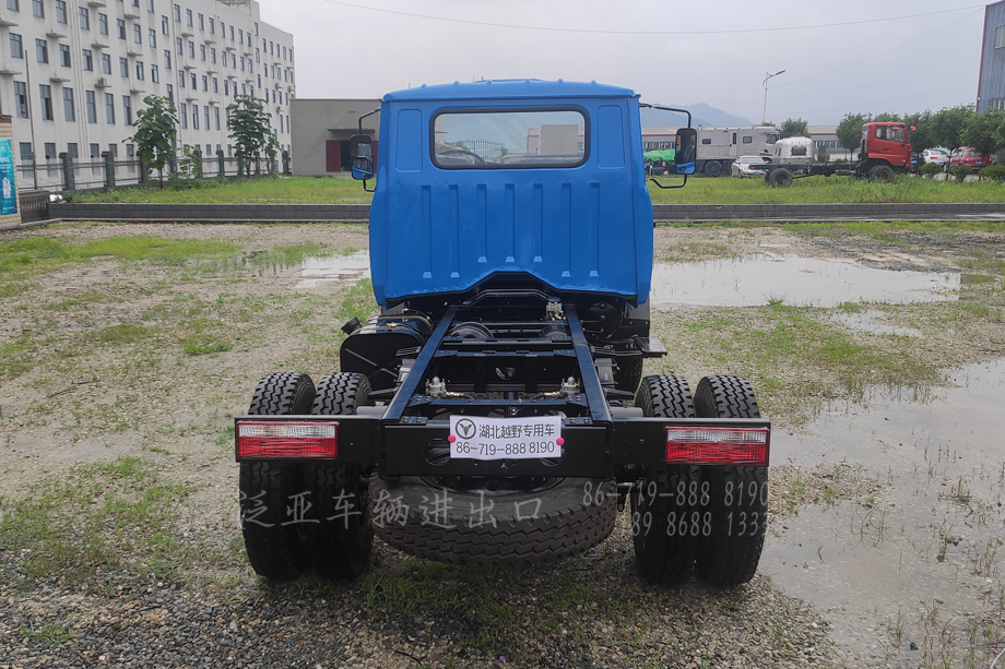 东风尖头底盘,东风后双胎底盘