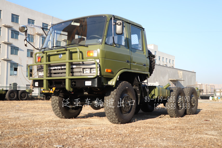东风2102双排底盘,六驱越野卡车底盘