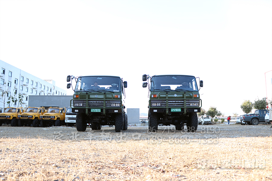 东风四驱六驱，EQ2082，EQ2102，EQ2102N，越野卡车，越野特种车，越野专用车