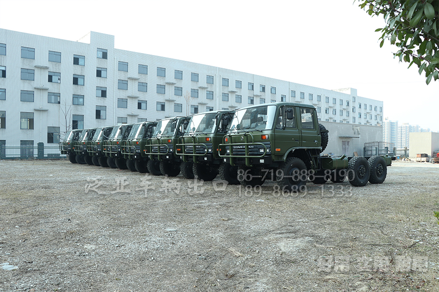 东风四驱六驱，EQ2082，EQ2102，EQ2102N，越野卡车，越野特种车，越野专用车