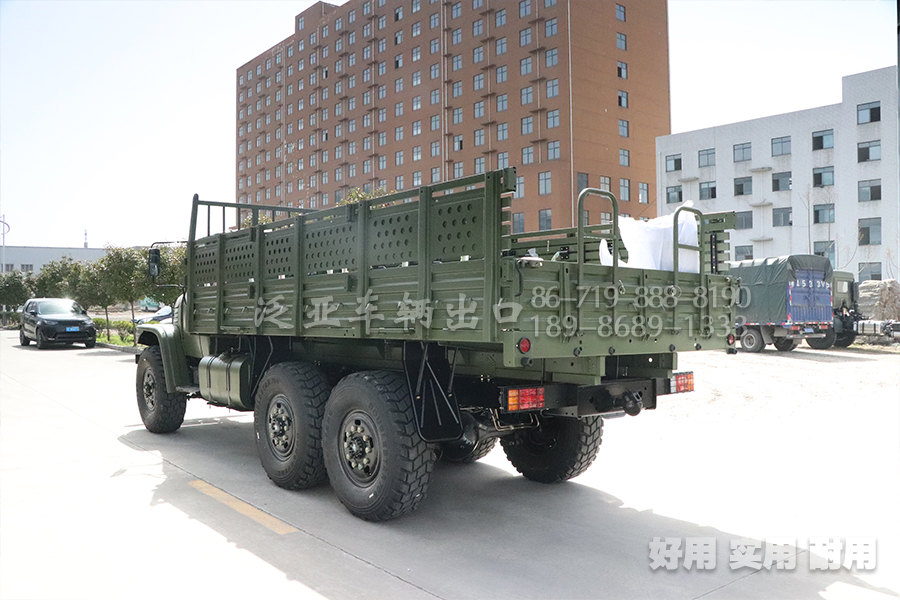 东风eq2100,东风四驱,东风六驱,东风运兵车,东风6驱越野车,东风特种车,东风六驱专用车,东风EQ245,东风卡车,东风商用车,东风汽车报价,东风卡车配置,东风越野车参数