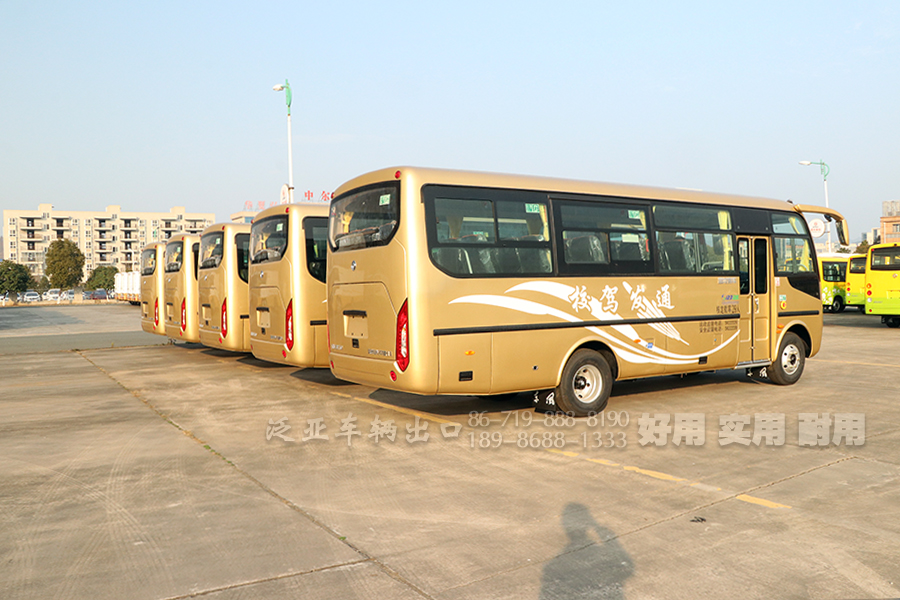 东风越野客车 东风四驱客车,东风13座客车 东风23座载人客车,东风4X4客车.东风运兵客车,东风工程救援客车,东风柴油客车,武警森林客车,东风客车出口,东风客车报价,东风4X4客车销售