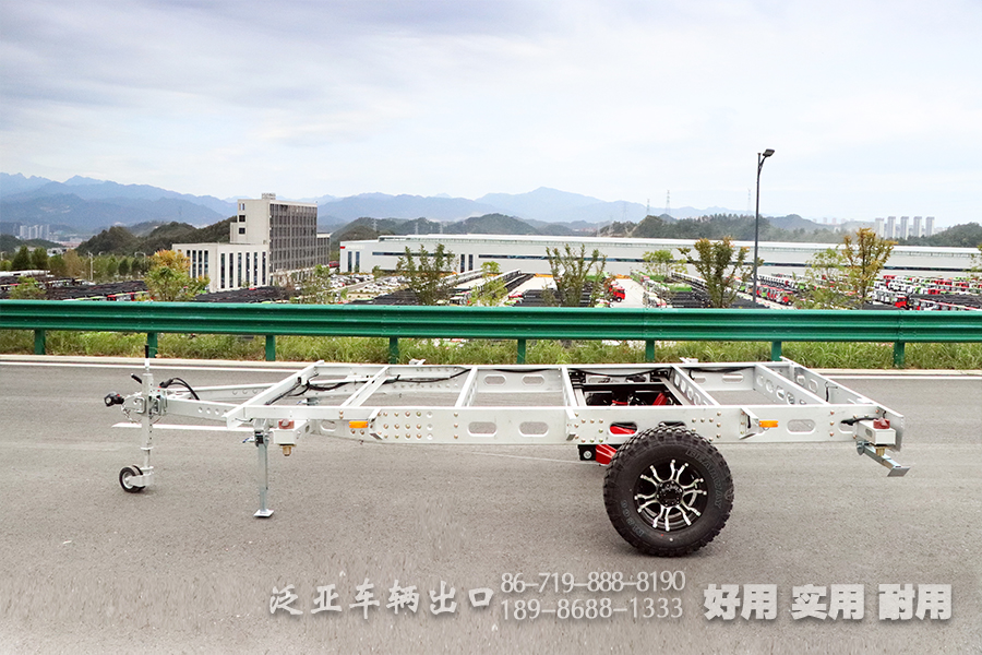 进口房车,拖挂房车,房车底盘,越野房车,房车改装,定制化房车,出口房车