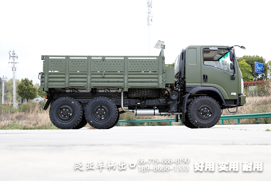 东风六驱,六驱越野卡车,平头卡车,柴油越野汽车,东风6*6卡车,东风6*6运兵车,东风运兵车,六驱运兵车,六驱民用车出口,卡车出口,