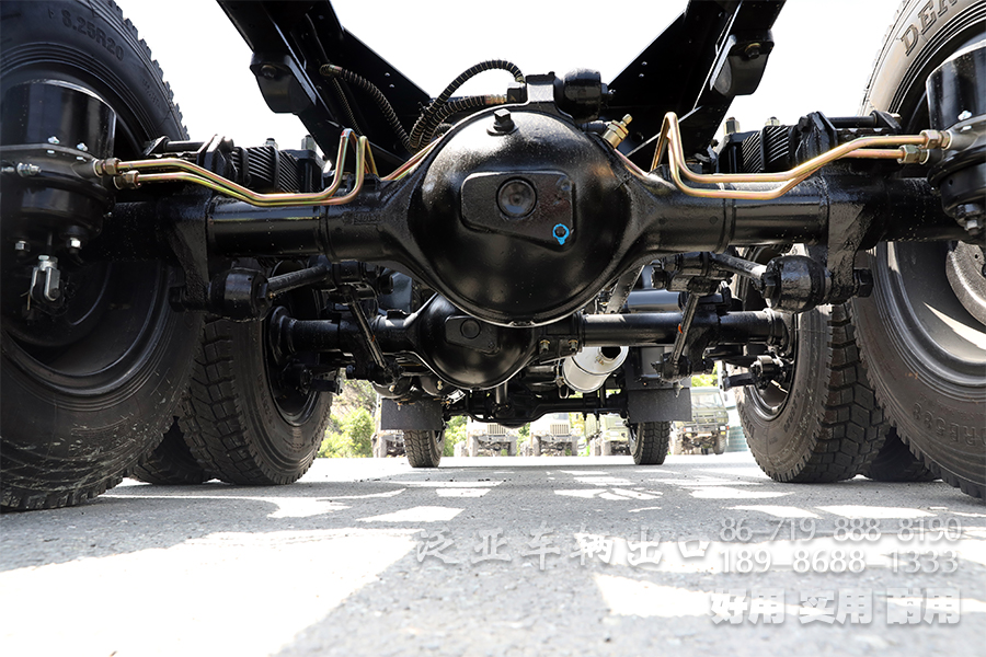 湖北越野专用车官网,湖北越野专用车有限公司官网,越野卡车定制,东风四驱六驱,东风军车改装,越野运兵车,森林消防车,四驱六驱越野车底盘,越野客车,越野卡车,专用车改装,工厂直销专用车、轻型越野卡车底盘、六驱卡车