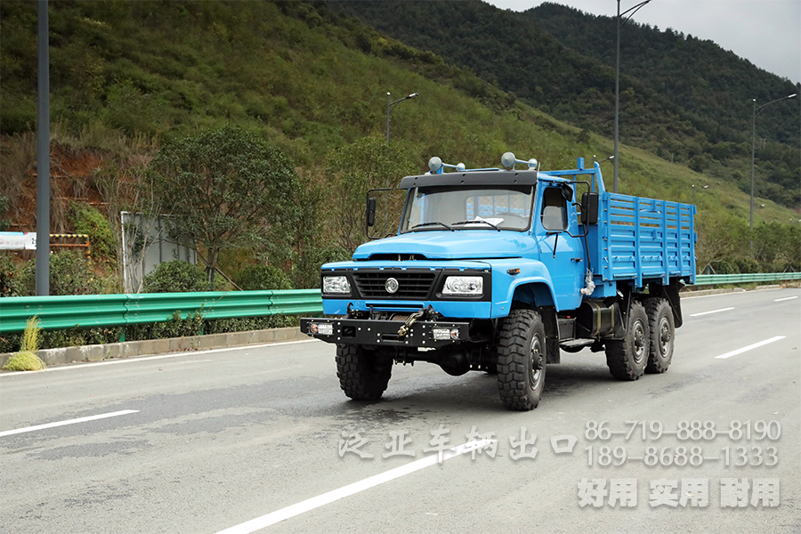 东风EQ2082、越野车、东风EQ240、湖北越野专用车官网,湖北越野专用车有限公司官网,越野卡车定制,东风四驱六驱,东风军车改装,越野运兵车,森林消防车,四驱六驱越野车底盘,越野客车,越野卡车,专用车改装,工厂直销专用车、轻型越野卡车底盘、六驱卡车