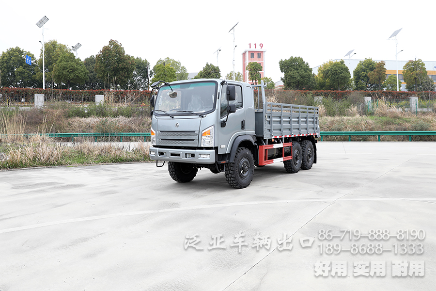 东风EQ2082、越野车、东风EQ240、湖北越野专用车官网,湖北越野专用车有限公司官网,越野卡车定制,东风四驱六驱,东风军车改装,越野运兵车,森林消防车,四驱六驱越野车底盘,越野客车,越野卡车,专用车改装,工厂直销专用车、轻型越野卡车底盘、六驱卡车