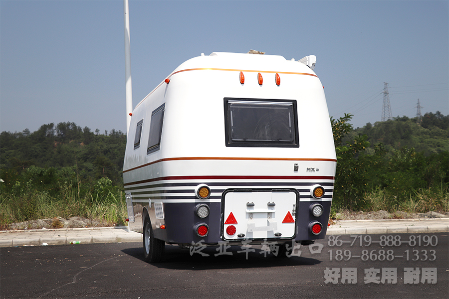 牵引车、拖挂房车、开来式拖挂房车、开来拖挂房车