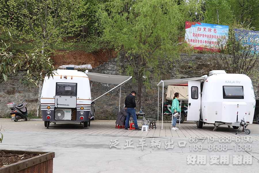 牵引车、拖挂房车、开来式拖挂房车、开来拖挂房车