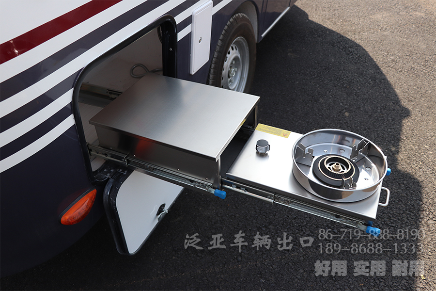 牵引车、拖挂房车、开来式拖挂房车、开来拖挂房车