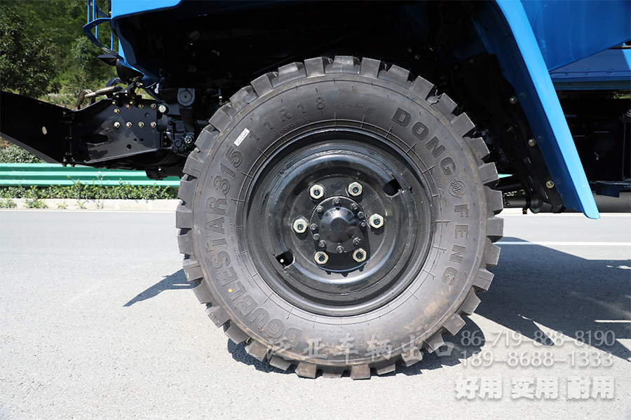 东风六驱经典款EQ2082越野底盘,EQ240,东风蓝卡车,尖头卡车,出口长头底盘,经典越野卡车