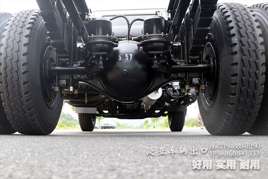 东风4X2底盘,大马力底盘 ,东风越野底盘 ,平头一排半底盘,载货底盘 ,190马力底盘,大功率底盘