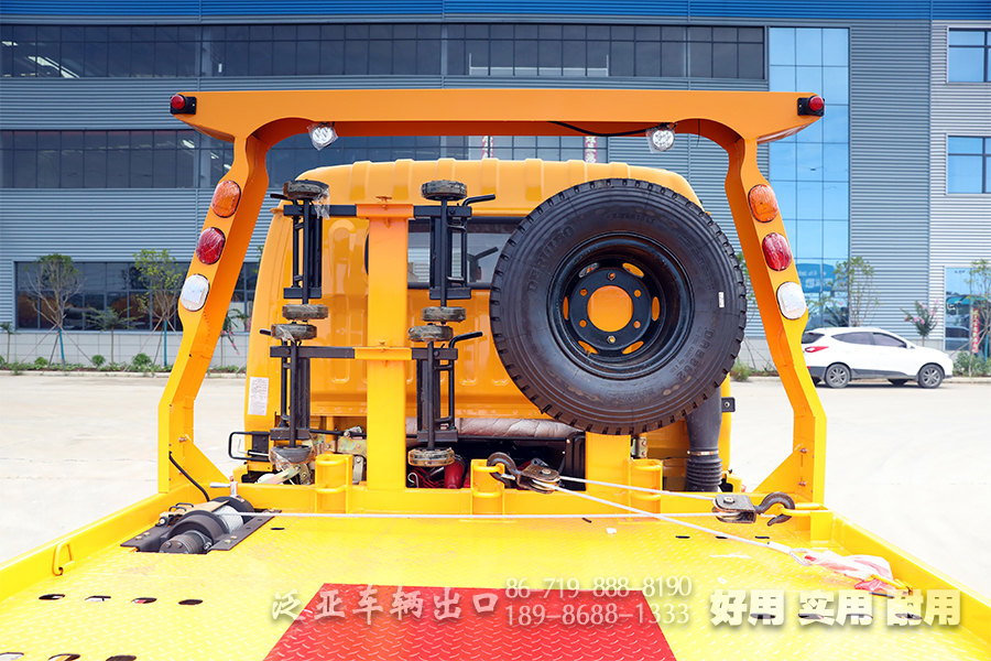 3吨清障车,一拖二清障车,轿车拖运,故障车清理,应急抢修车,半落地直板清障车,救援车厂家