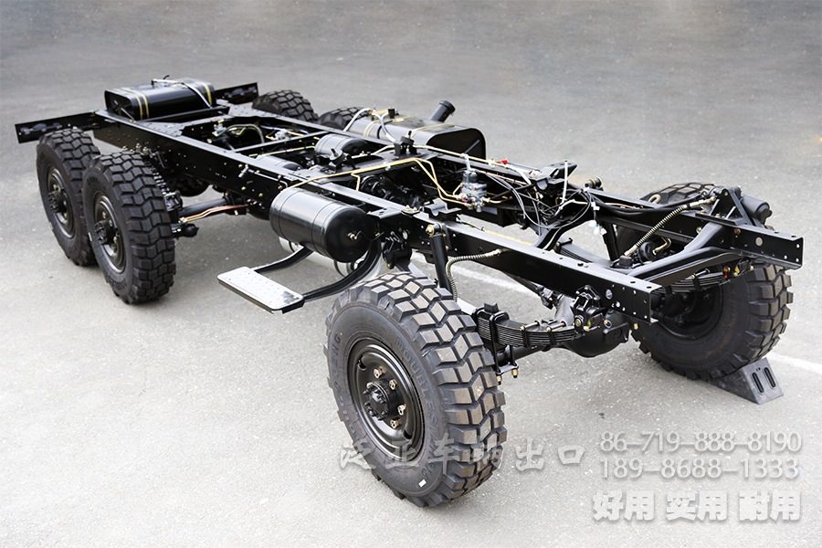 EQ2082底盘,东风EQ240,六驱尖头底盘,四类底盘