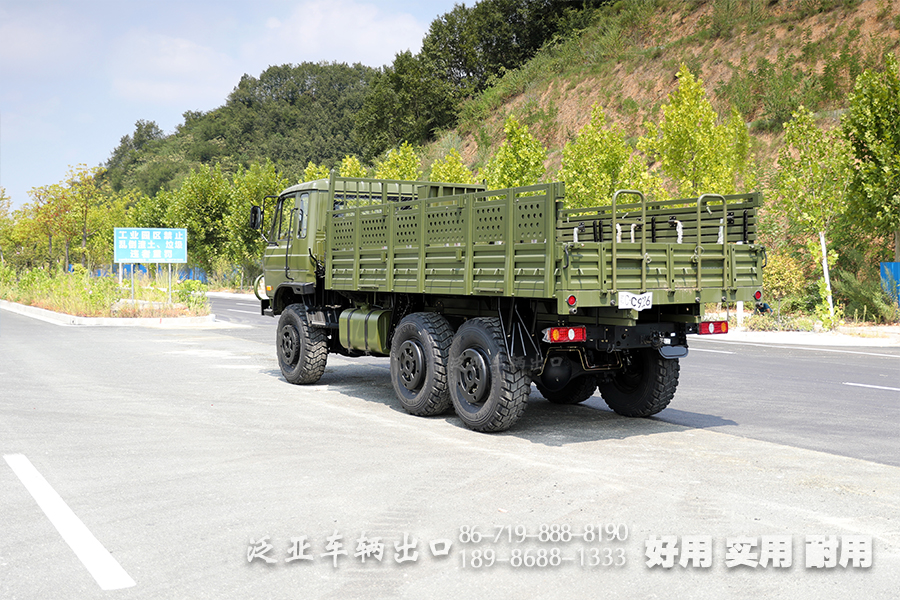 六驱越野车,EQ2102G平头,六驱越野卡车,东风EQ2102G三吨半,东风EQ2102,六驱越野卡车,全驱越野货车,东风6X6全驱卡车