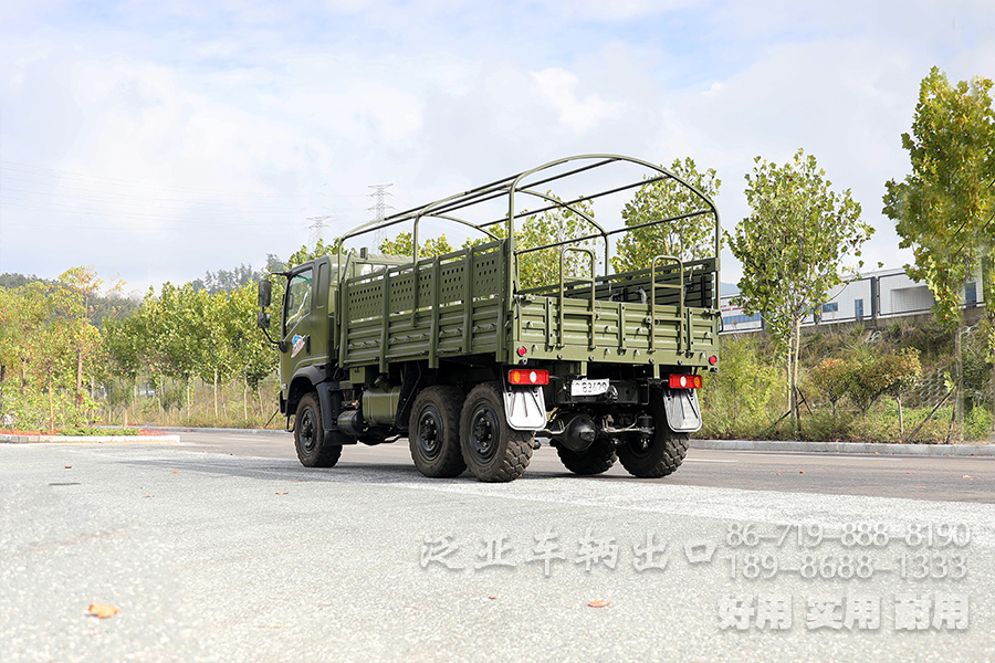 东风六驱,东风6x6,东风平头越野卡车,EQ240,EQ2082,柴油越野汽车,东风6*6卡车,东风越野卡车,六驱卡车出口,全驱民用卡车,东风越野货车
