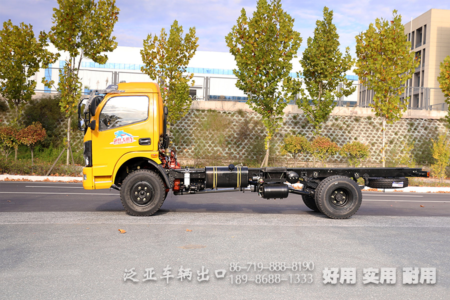 东风4*2底盘,4*2平头轻卡,平头越野底盘,越野底盘定制,举升运输车底盘,轻型卡车底盘,东风轻卡,轻型微卡,微卡底盘改装