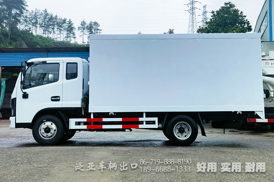 东风四驱,平头厢式货车,出口专用卡车,四驱白色卡车,4×4 平头,越野卡车,厢式车
