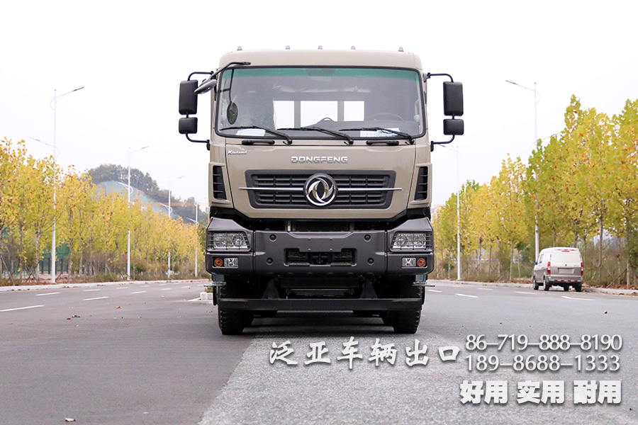 东风8X4,8X4平板,平板底盘,东风10米平板,东风10米底盘,30吨专用车底盘,30吨底盘,专用车底盘改装