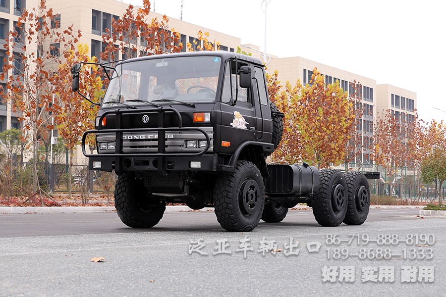 东风六驱黑色EQ2102N排半驾驶室越野车型、东风6x6越野专用车、东风153驾驶室越野卡车底盘