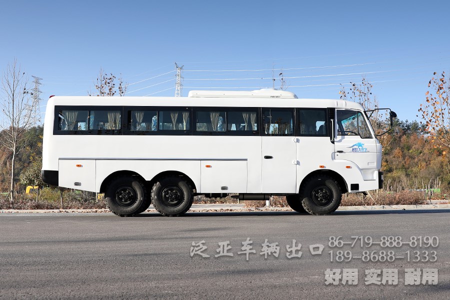 东风六驱客车，越野客车，东风全驱、东风巴士、村村通