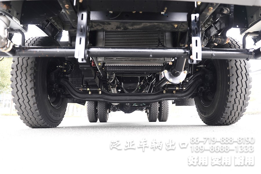 消防运水车，10方喷洒车，东风消防车，4*2水罐车，国三喷洒车，环卫绿化车，绿化喷洒车