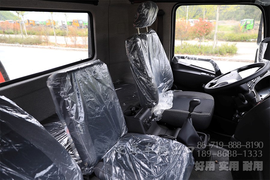 全驱自卸车，三桥自卸车，东风自卸车，东风六驱，后八轮自卸车，东风6×6，东风越野卡车，六驱自卸车，东风后八轮，后八轮卡车，全驱后八轮