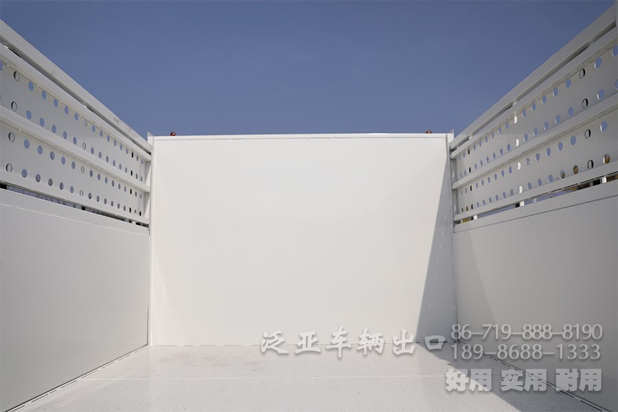 东风13吨自卸车，四驱自卸卡车，4x4自卸车，货箱加高型自卸车，越野自卸卡车，两桥矿用自卸车，自卸车出口，自卸车销售