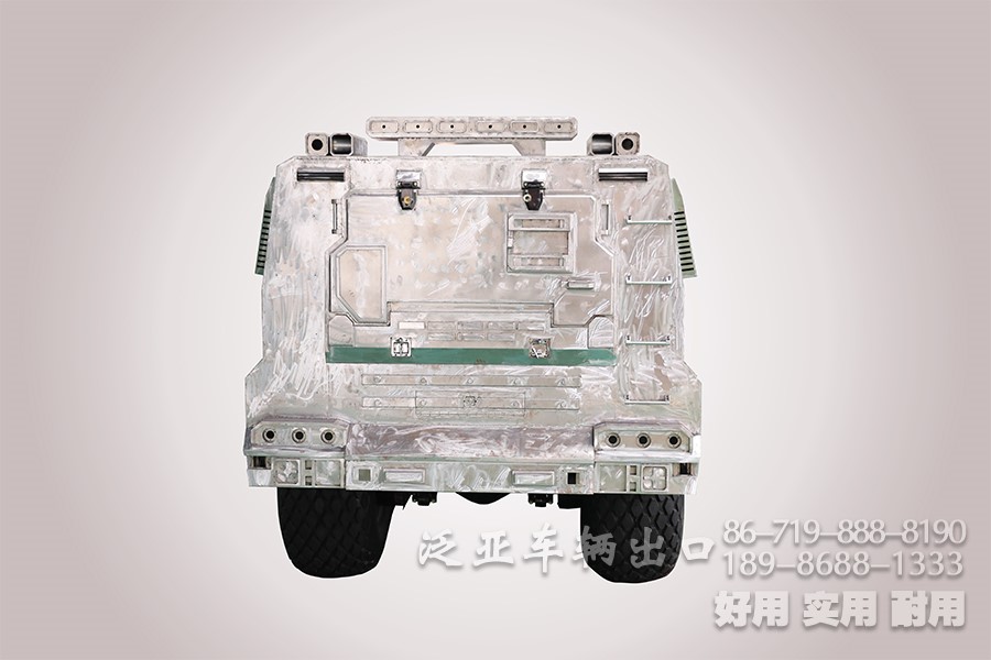 沙漠车、装甲车、自动挡、6×6、大脚怪、越野冲浪车