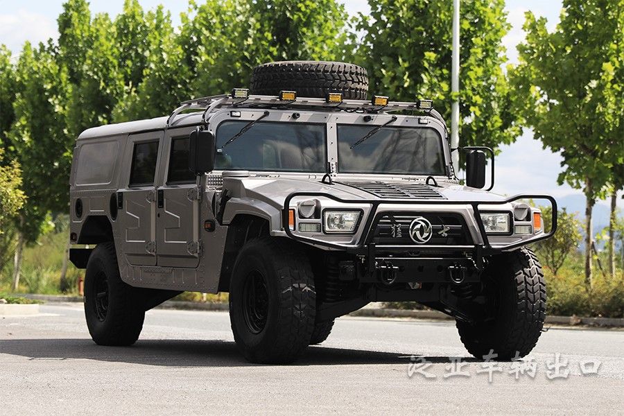 <strong>懂不懂？ 这才是硬派越野</strong>